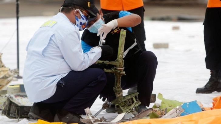 Indonesia Sriwijaya Air Boeing 737 'black Boxes' Located | Daily News